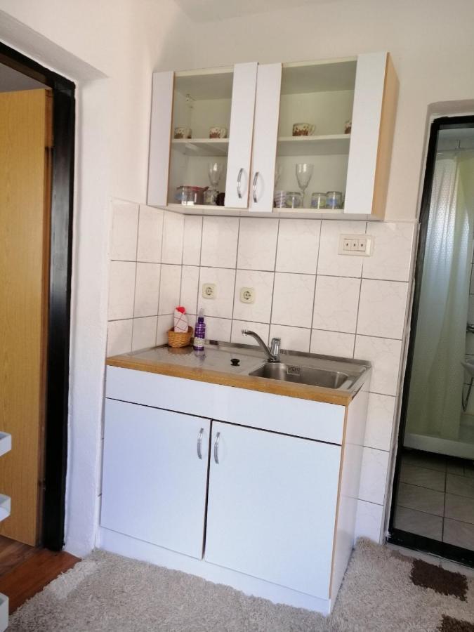 Apartmani Taki Мостар Экстерьер фото